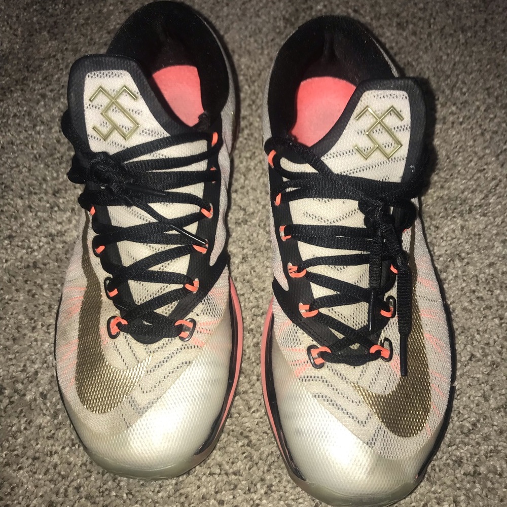 KD low tops